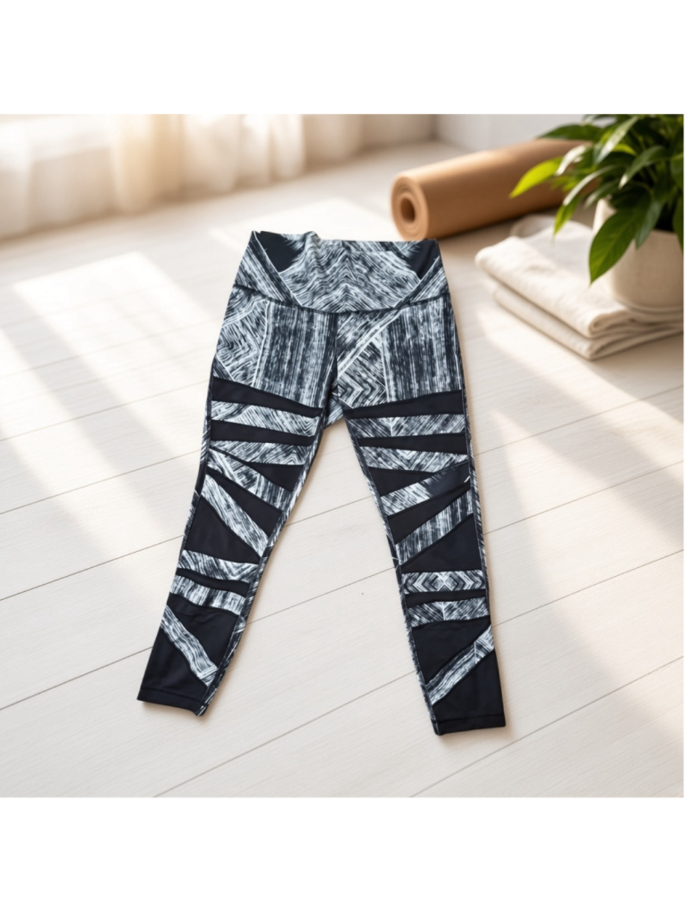 Lululemon High Times Pant Heat Wave Mesh Panel Crop Leggings Size 6-8